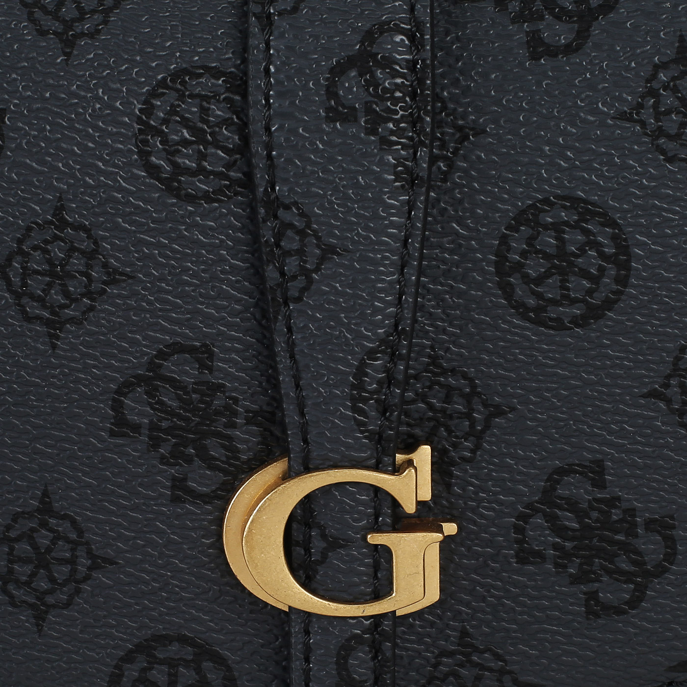 Сумка через плечо с цепочкой Guess Kuba Mini