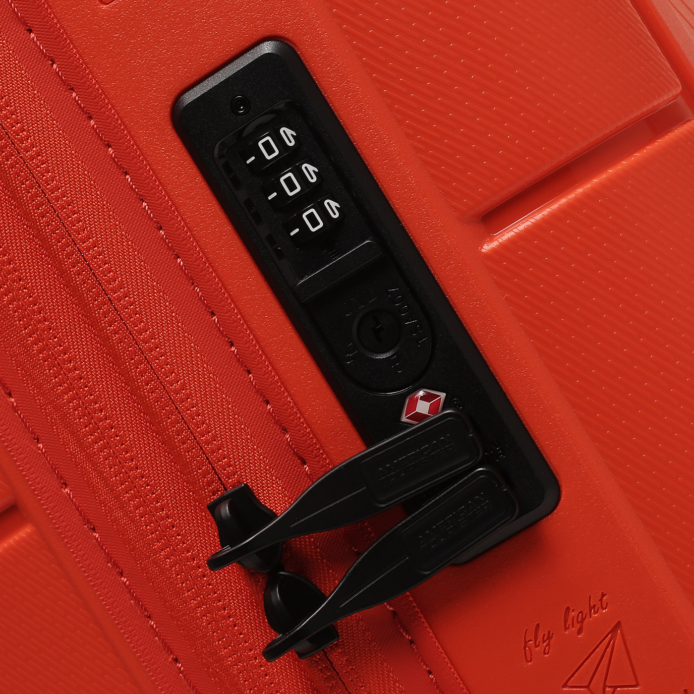 Чемодан для ручной клади  American Tourister Dashpop